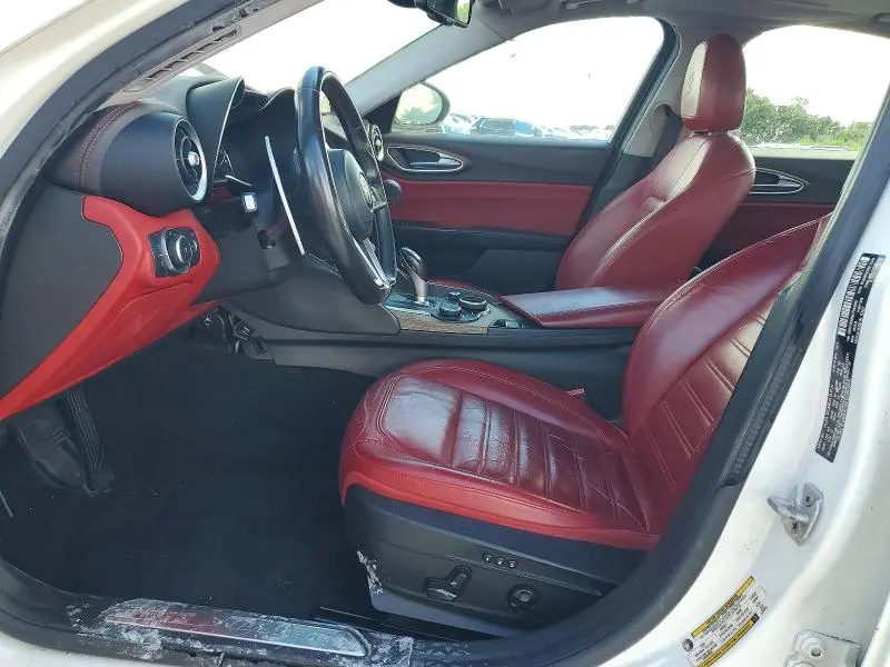 2017 ALFA ROMEO GIULIA TI Q4  