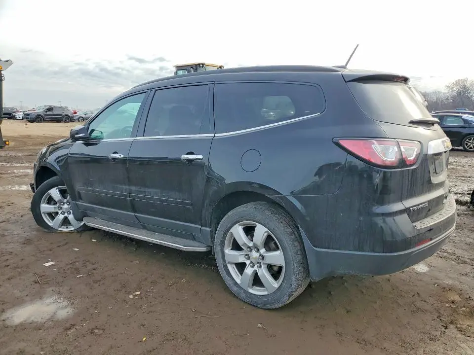 2017 CHEVROLET TRAVERSE LT  
