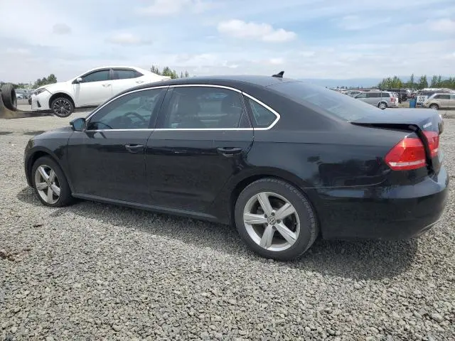 2013 VOLKSWAGEN PASSAT SE  