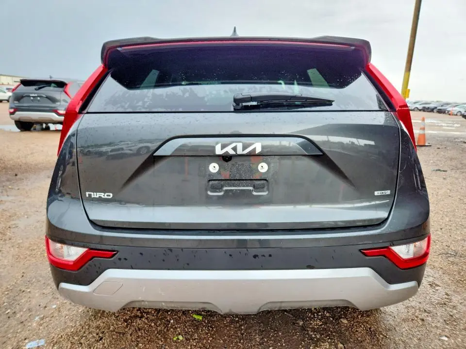 2026 KIA NIRO LX  