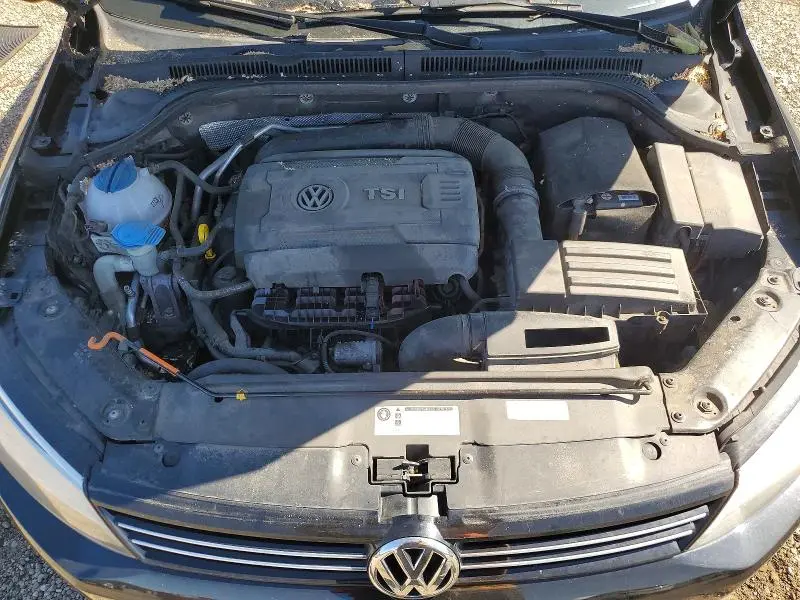 2014 VOLKSWAGEN JETTA SE  