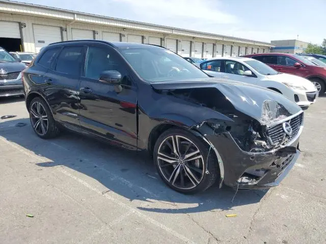 2020 VOLVO XC60 T5 R-DESIGN  