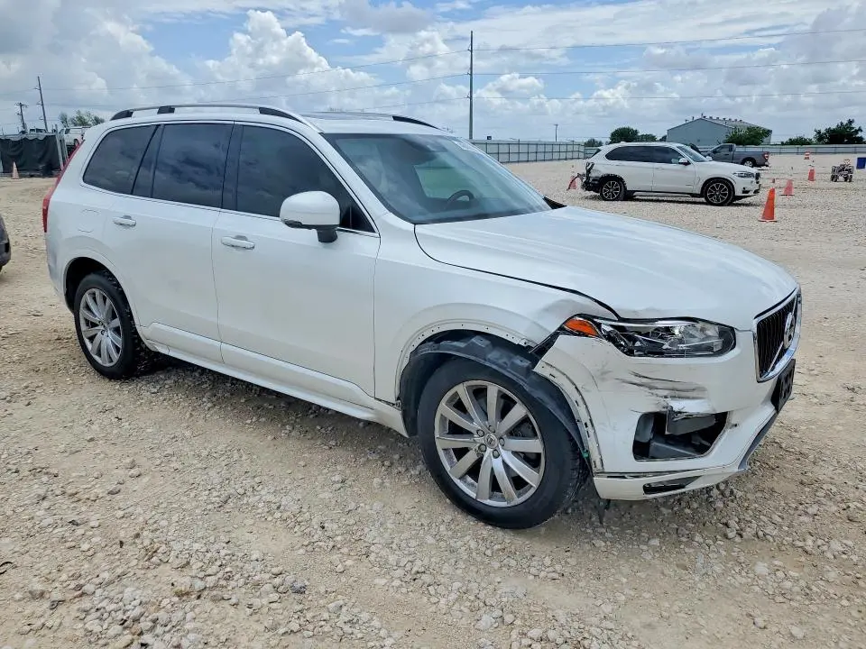 2016 VOLVO XC90 T6  