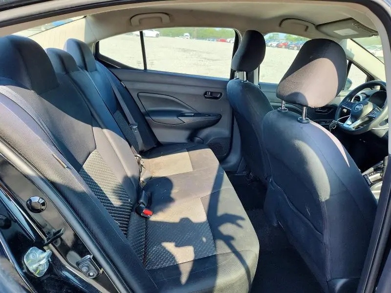 2020 NISSAN VERSA S  