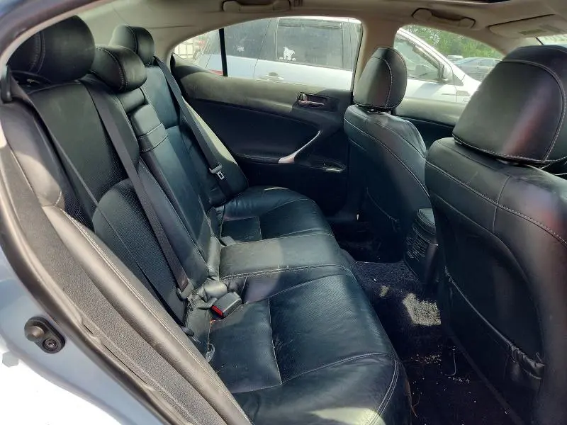2011 LEXUS IS 250  