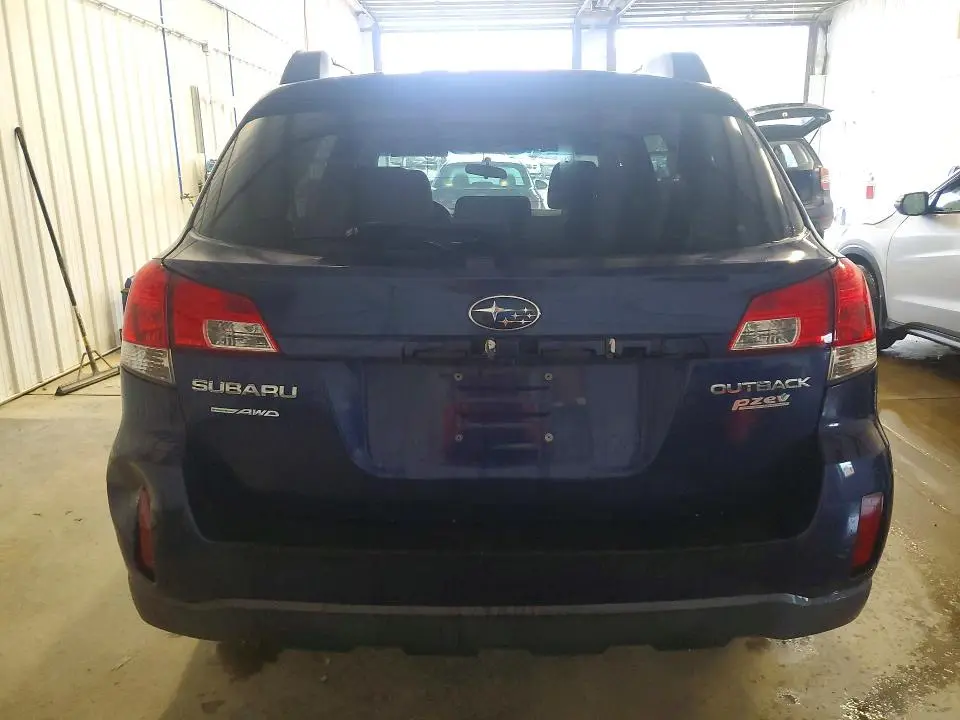 2010 SUBARU OUTBACK 2.5I PREMIUM  