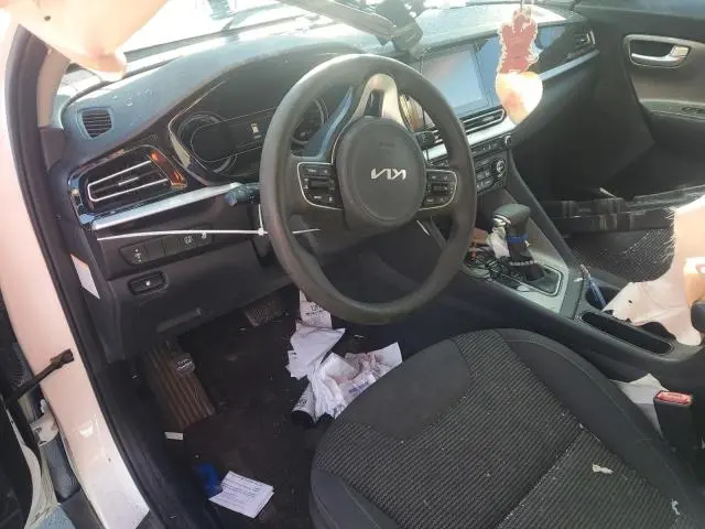 2022 KIA NIRO LX