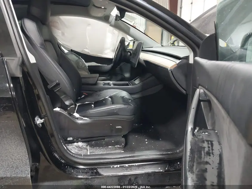 2022 TESLA MODEL Y LONG RANGE DUAL MOTOR ALL-WHEEL DRIVE