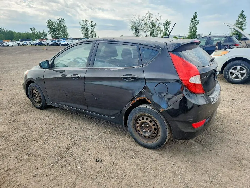 2012 HYUNDAI ACCENT GS  