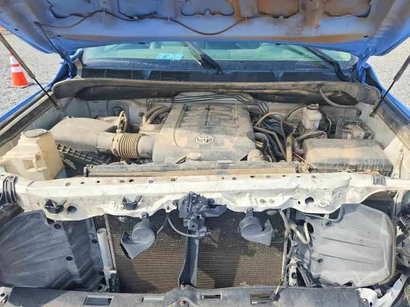 2021 TOYOTA TUNDRA SR  