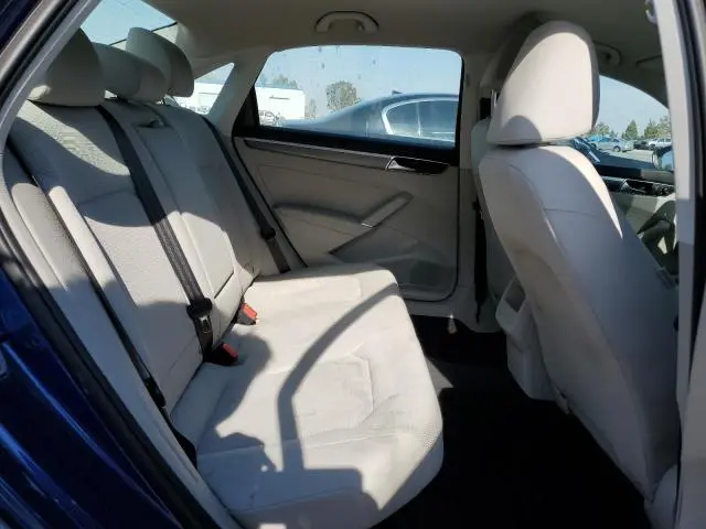 2016 VOLKSWAGEN PASSAT S  