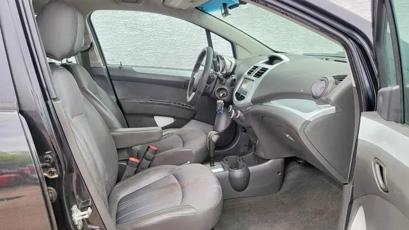 2015 CHEVROLET SPARK 1LT  