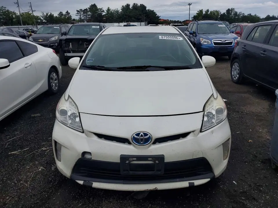2015 TOYOTA PRIUS TWO  