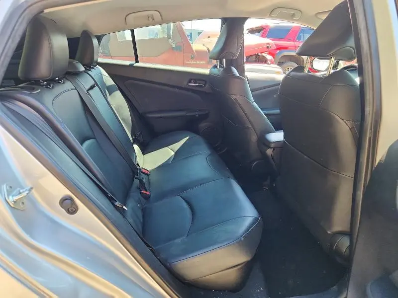 2016 TOYOTA PRIUS THREE TOURING  