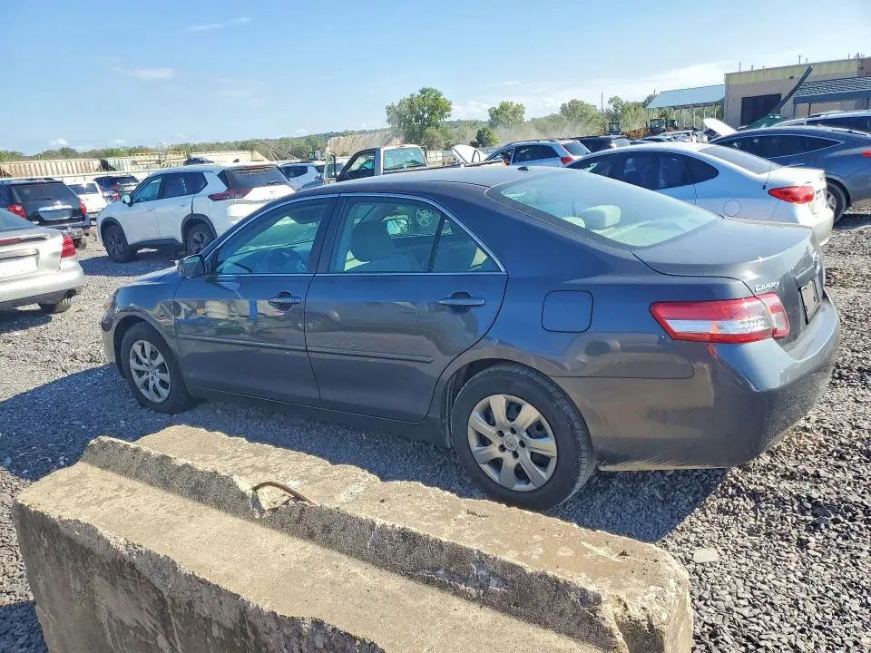 2011 TOYOTA CAMRY LE  