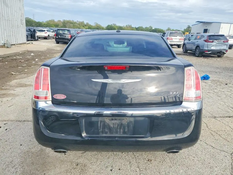 2012 CHRYSLER 300C   
