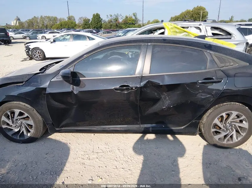 2017 HONDA CIVIC EX