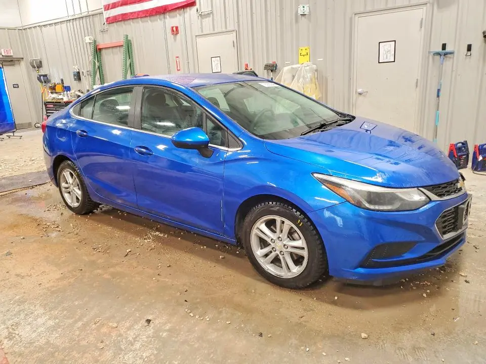 2016 CHEVROLET CRUZE LT  