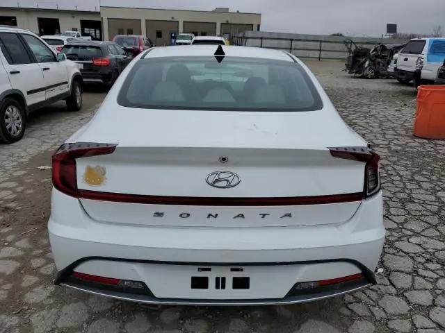 2021 HYUNDAI SONATA SE  