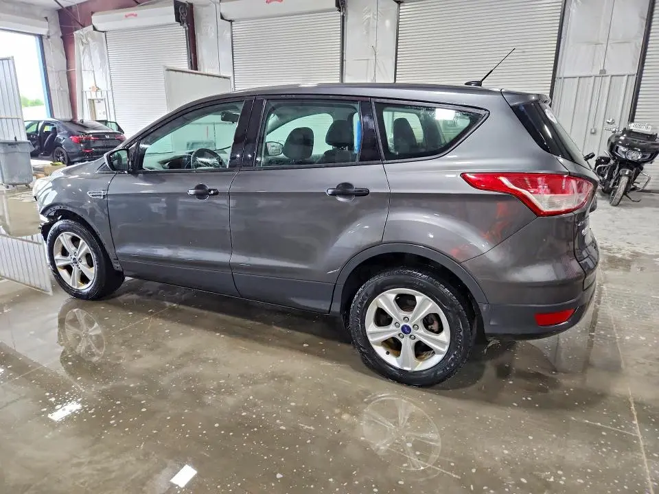 2016 FORD ESCAPE S  