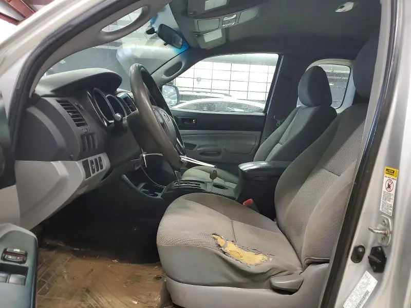 2013 TOYOTA TACOMA V6  