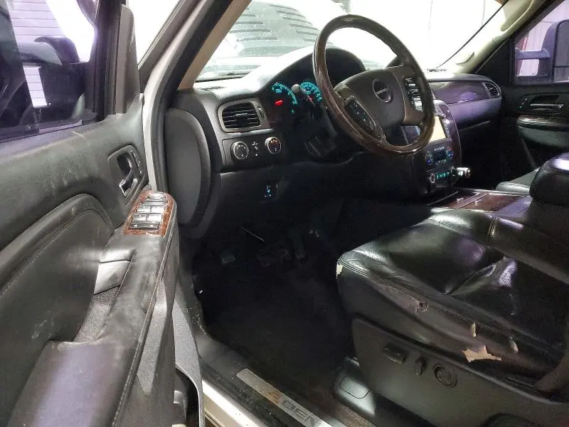 2012 GMC SIERRA K2500 DENALI  