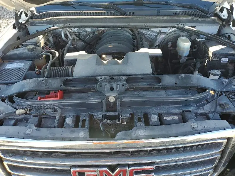 2017 GMC YUKON XL K1500 SLT  