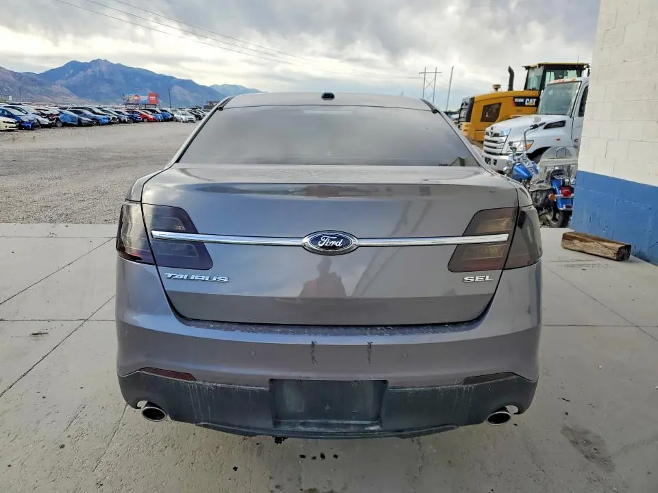 2014 FORD TAURUS SEL  