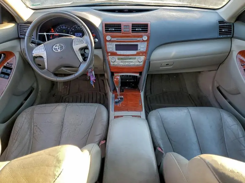 2010 TOYOTA CAMRY BASE  