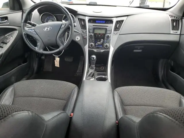 2012 HYUNDAI SONATA SE  