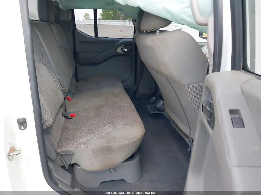 2019 NISSAN FRONTIER SV