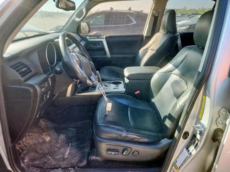 2010 TOYOTA 4RUNNER SR5  