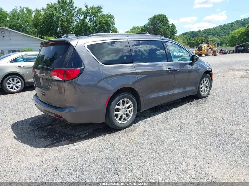 2020 CHRYSLER VOYAGER LXI