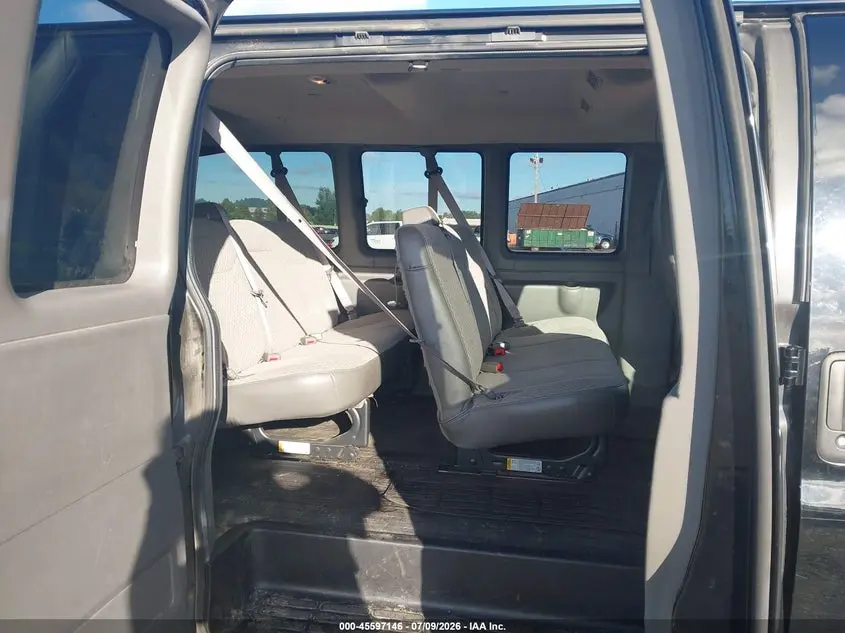 2017 CHEVROLET EXPRESS 3500 LT