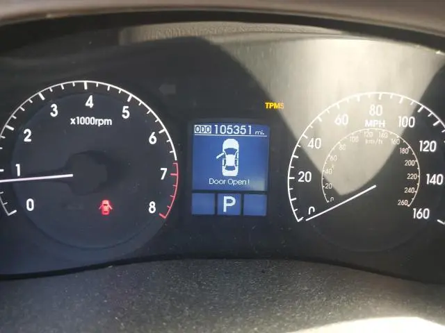 2011 HYUNDAI GENESIS 4.6L  