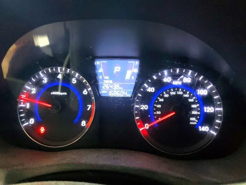 2013 HYUNDAI ACCENT GLS  