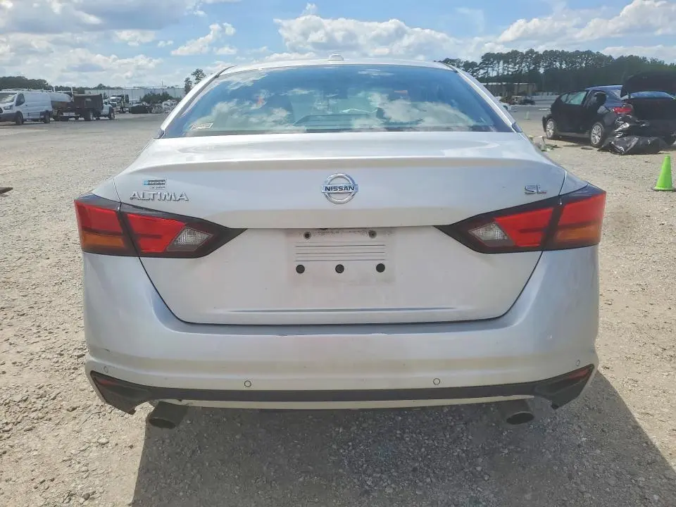 2020 NISSAN ALTIMA SL  