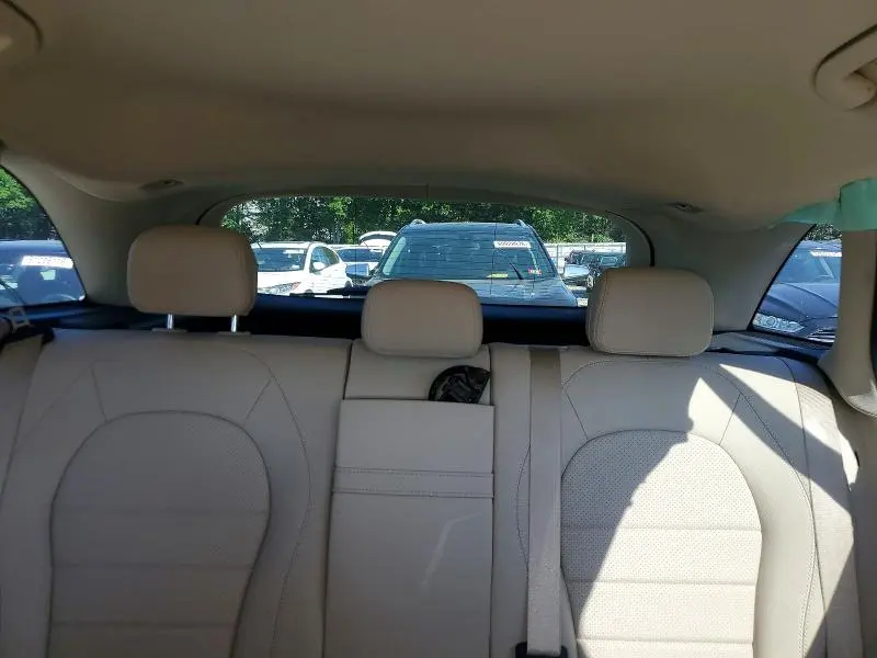2022 MERCEDES-BENZ GLC 300 4MATIC  