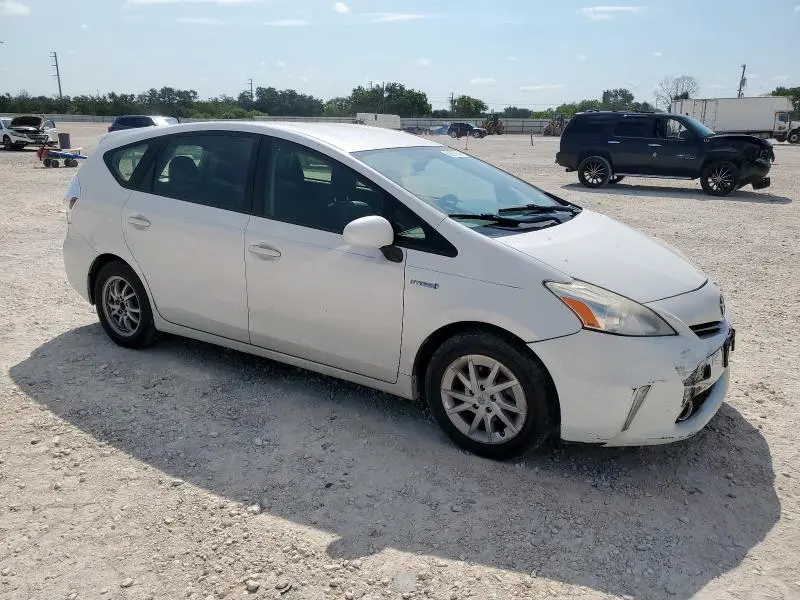 2012 TOYOTA PRIUS V   