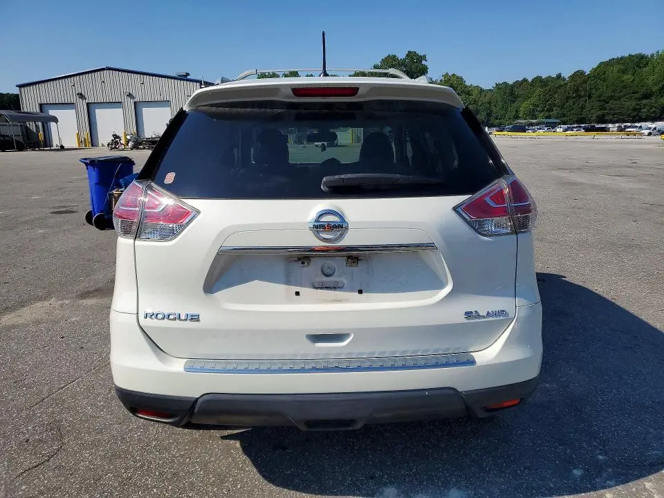 2016 NISSAN ROGUE SL  