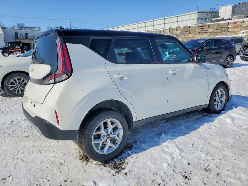 2024 KIA SOUL S  