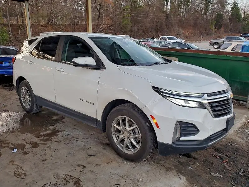 2023 CHEVROLET EQUINOX LT  