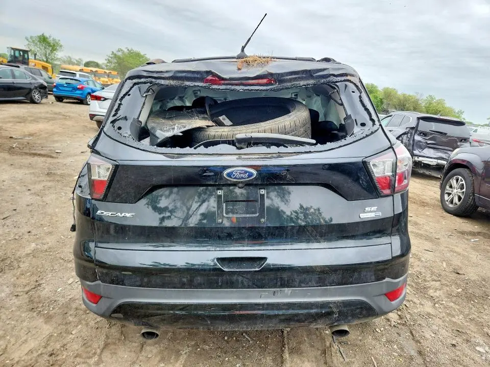 2018 FORD ESCAPE SE  