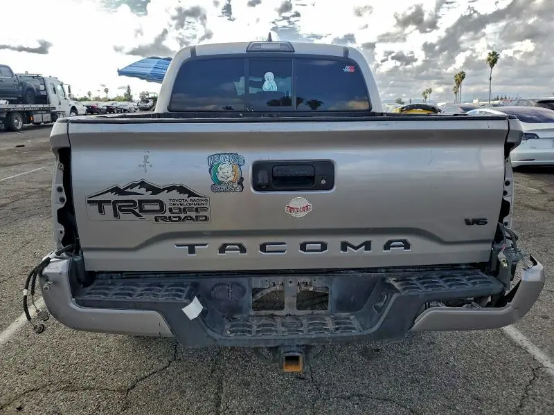 2016 TOYOTA TACOMA DOUBLE CAB  