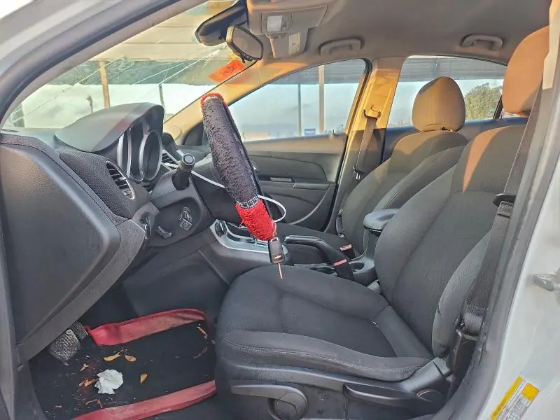 2011 CHEVROLET CRUZE LT  