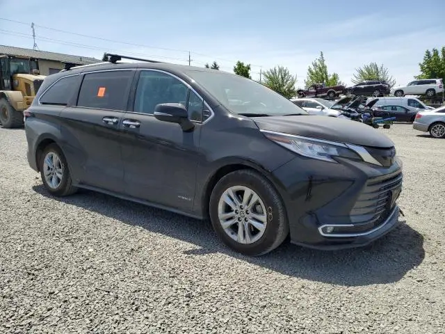 2021 TOYOTA SIENNA LIMITED  