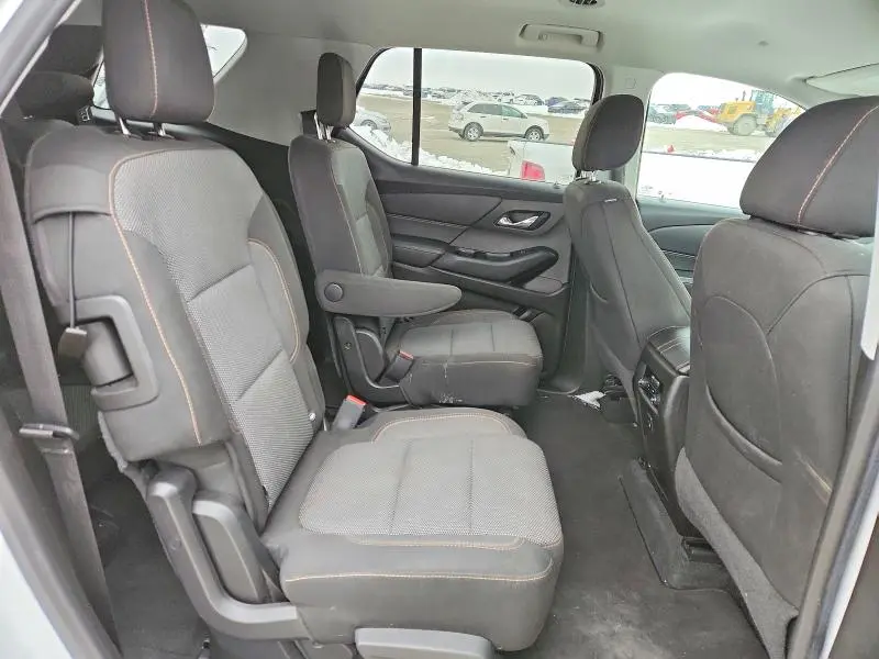 2018 CHEVROLET TRAVERSE LT  