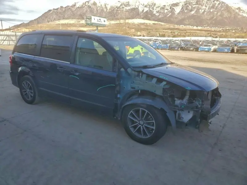2017 DODGE GRAND CARAVAN SXT  