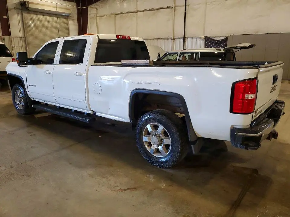 2018 GMC SIERRA K2500 SLE  