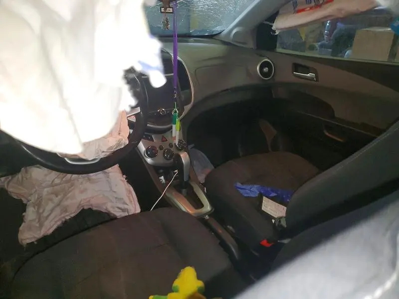 2017 CHEVROLET SONIC LT  